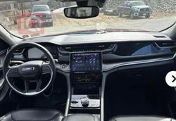 جیپ گراند شیرۆکی